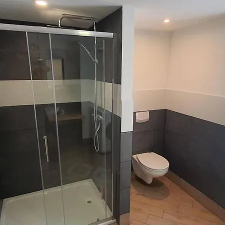 Doppelhorst In Oberndorf *